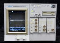 Tektronix DSA602A Oscilloscope w/ Modules 11A34, 11A71, 11A72